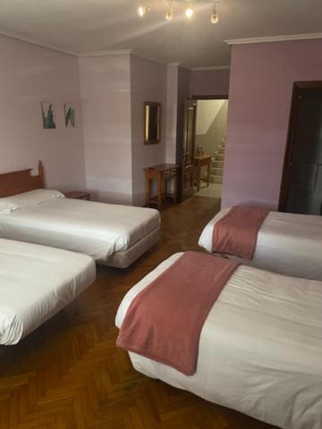 Albergue Hostal Sao Telmo Tui Ngoại thất bức ảnh