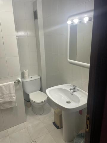 Albergue Hostal Sao Telmo Tui Ngoại thất bức ảnh