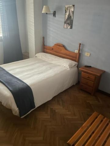 Albergue Hostal Sao Telmo Tui Ngoại thất bức ảnh